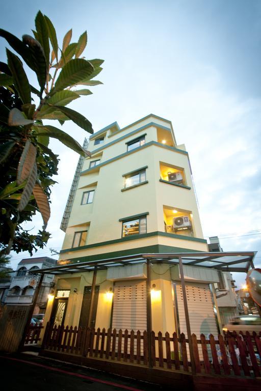 皇裔民宿 - 歐式小屋 Hualien Exterior foto